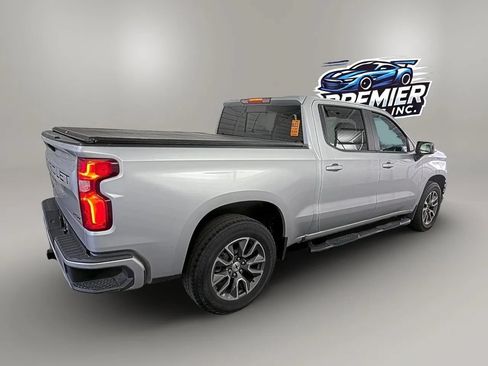 Used 2020 Chevrolet Silverado 1500 RST AWD/4WD image 3