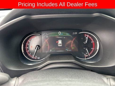 Used 2025 Toyota RAV4 XLE w/ Convenience Package FWD image 10