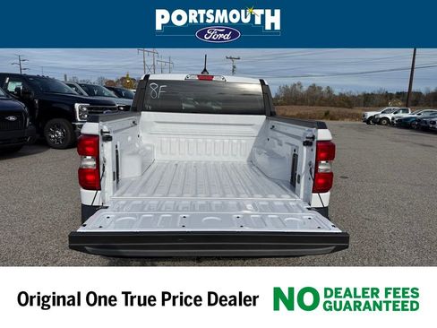 New 2025 Ford Maverick XL image 12