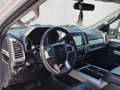 Used 2017 Ford F250 Lariat w/ Chrome Package AWD/4WD image 10