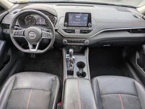 Used 2020 Nissan Altima 2.5 SR FWD image 9