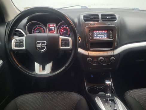 Used 2018 Dodge Journey SE w/ Connectivity Group FWD image 22