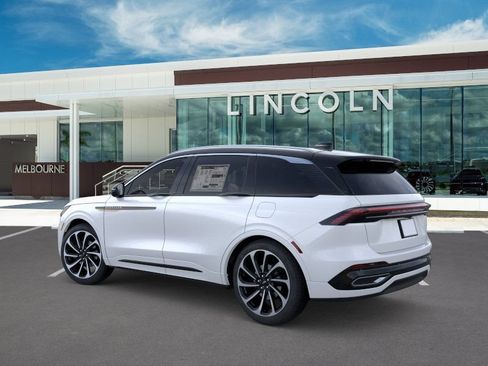 New 2026 Lincoln Nautilus Black Label AWD/4WD image 4