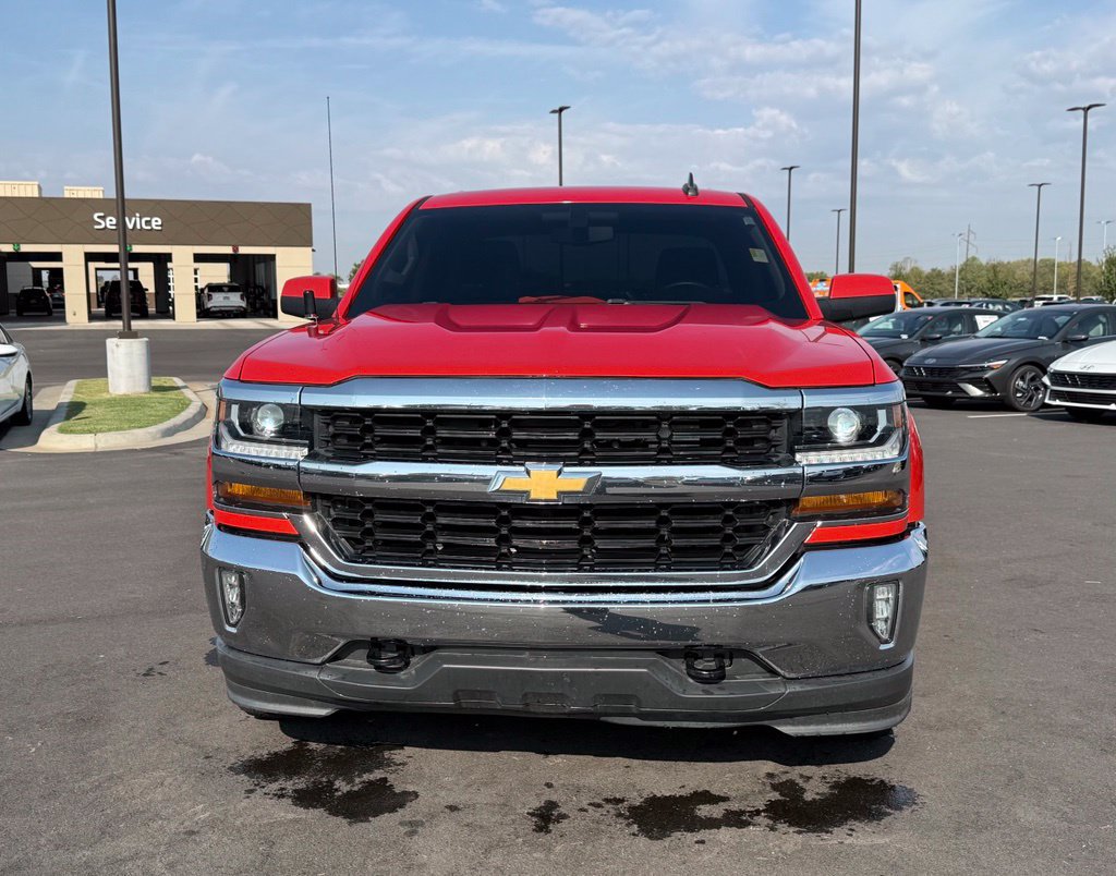 Used 2018 Chevrolet Silverado 1500 LT w/ Texas Edition AWD/4WD image 2