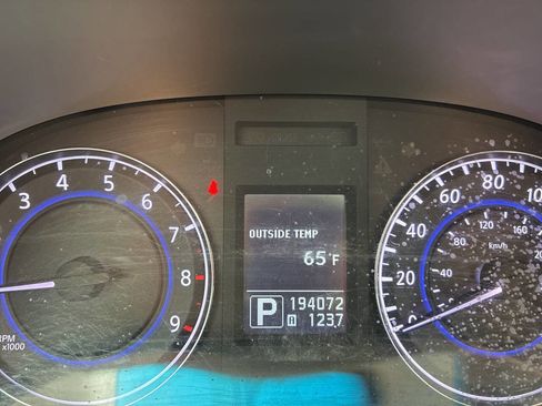 Used 2013 INFINITI G37 x Sedan w/ Premium Pkg AWD/4WD image 8