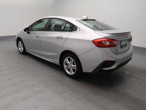 Used 2016 Chevrolet Cruze LT w/ Convenience Package FWD image 3