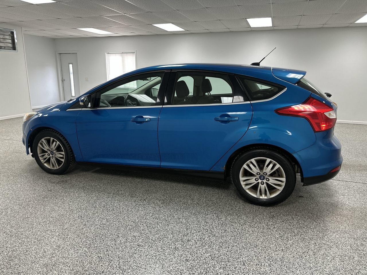 Used 2012 Ford Focus SEL FWD image 6
