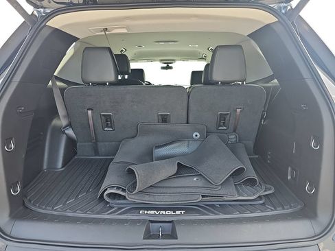 Used 2019 Chevrolet Traverse LT FWD image 28