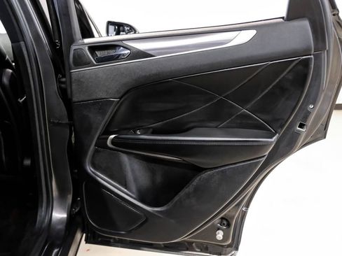 Used 2019 Lincoln MKC Premiere FWD image 49