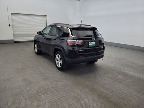 Used 2018 Jeep Compass Latitude w/ Popular Equipment Group AWD/4WD image 5