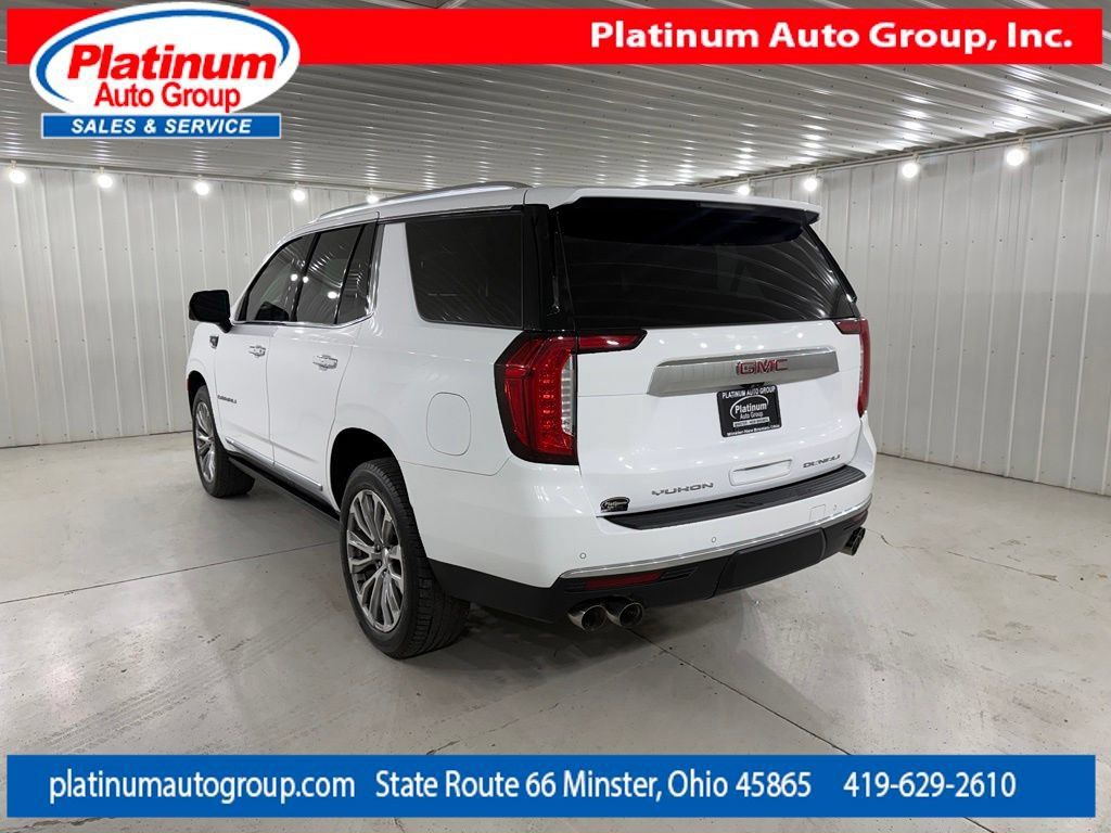 Used 2021 GMC Yukon Denali w/ Denali Premium Package AWD/4WD image 3