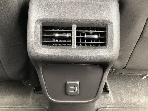 Used 2024 Chevrolet Equinox LT AWD/4WD image 29