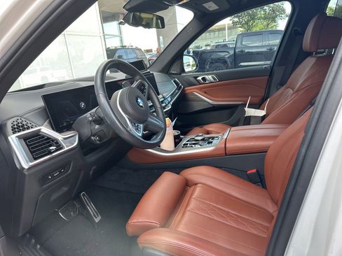 Used 2025 BMW X5 sDrive40i w/ Executive Package RWD image 7