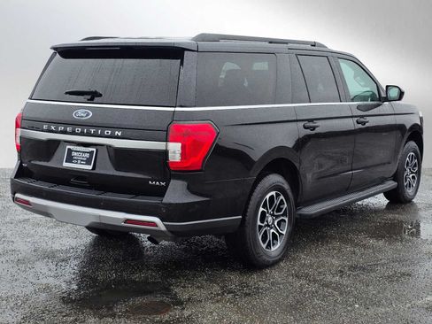 Used 2024 Ford Expedition Max XLT AWD/4WD image 3