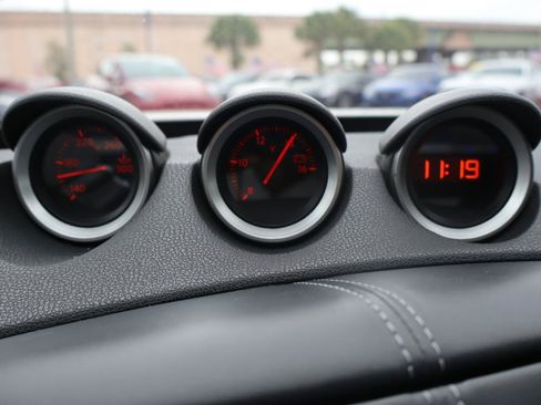 Used 2014 Nissan 370Z Coupe w/ Sport Package RWD image 15