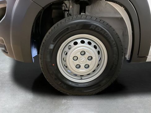 New 2026 RAM ProMaster 2500 w/ Convenience Group image 17