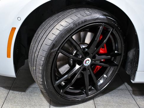 Used 2023 BMW 440i xDrive Convertible w/ Premium Package image 9