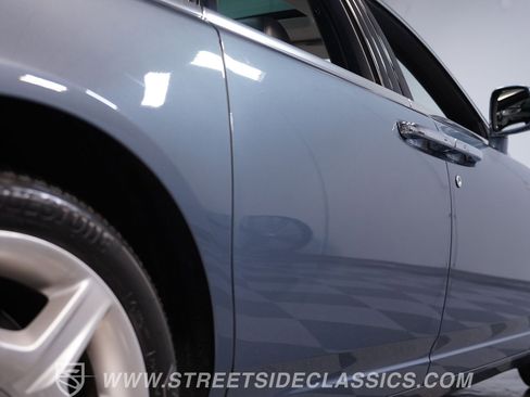 Used 2010 Rolls-Royce Ghost RWD image 23