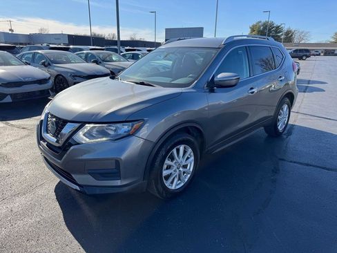 Used 2018 Nissan Rogue SV image 7