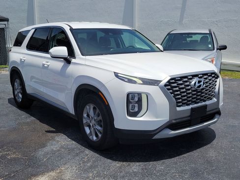 Used 2020 Hyundai Palisade SE FWD image 3