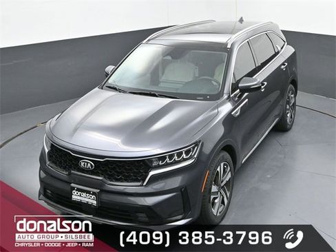 Used 2022 Kia Sorento EX w/ Panoramic Sunroof Package image 18