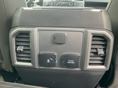 Used 2018 Ford F150 XLT w/ Equipment Group 302A Luxury AWD/4WD image 29
