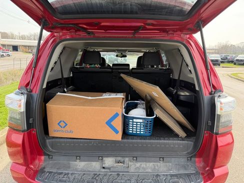 Used 2014 Toyota 4Runner SR5 Premium image 11