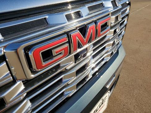 New 2026 GMC Terrain Denali image 37