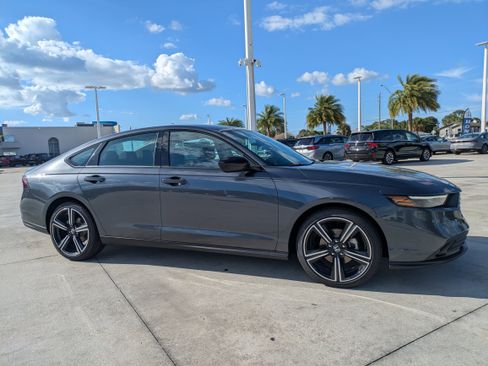New 2026 Honda Accord SE image 2