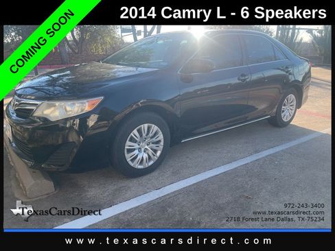 Used 2014 Toyota Camry L image 5