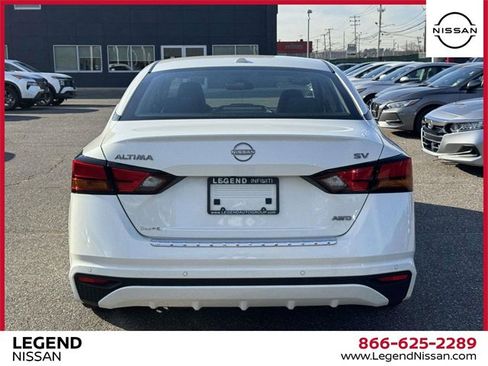 Used 2023 Nissan Altima 2.5 SV image 6