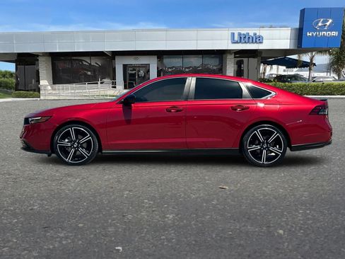 Used 2023 Honda Accord Sport image 6
