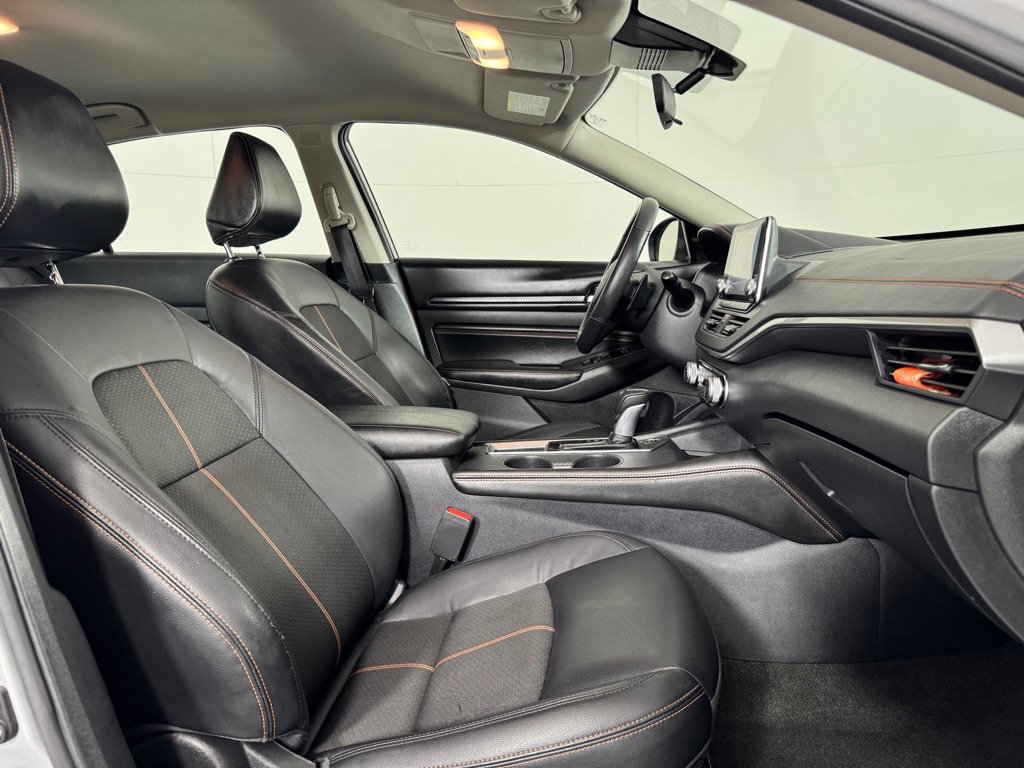 Used 2022 Nissan Altima 2.5 SR FWD image 22