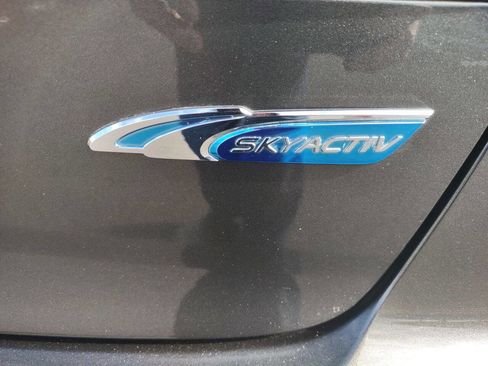 Used 2013 MAZDA MAZDA3 i Touring image 25