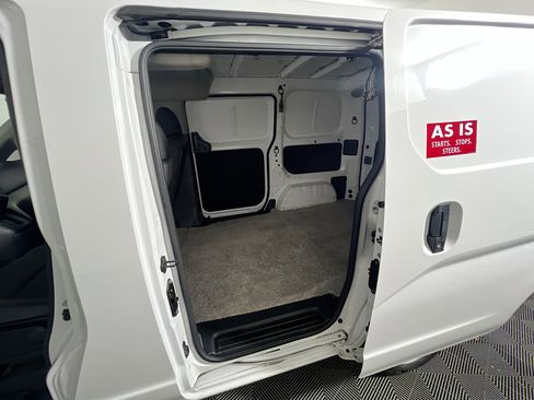 Used 2021 Nissan NV200 S FWD image 29