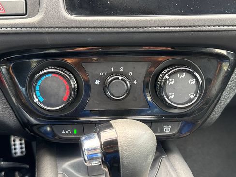 Certified 2020 Honda HR-V Sport image 25