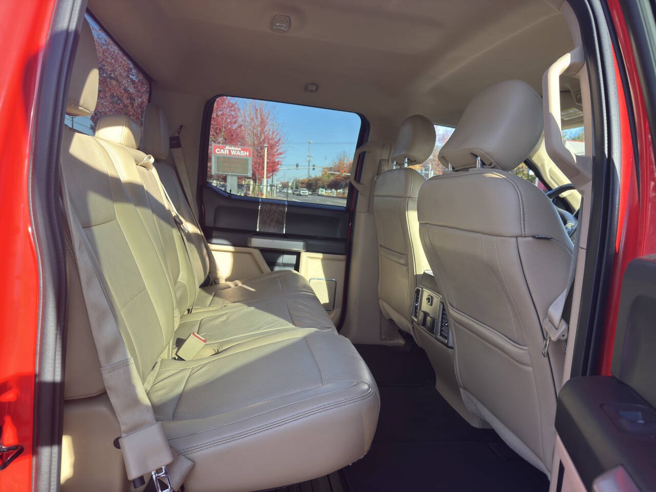 Used 2017 Ford F250 4x4 Crew Cab Super Duty image 11