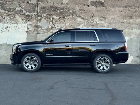 Used 2016 GMC Yukon Denali w/ Open Road Package RWD image 7