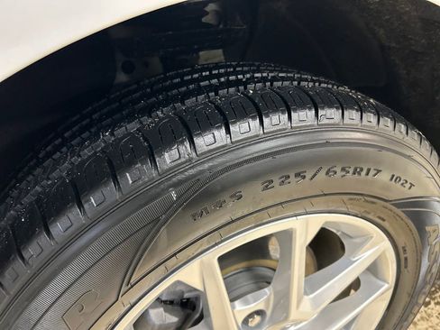 Certified 2024 Chevrolet Equinox LT image 12