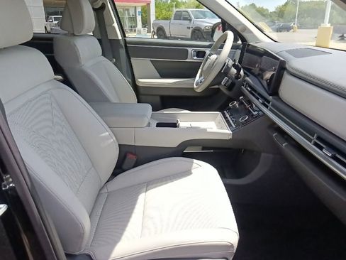 Used 2026 Hyundai Santa Fe SEL FWD image 33
