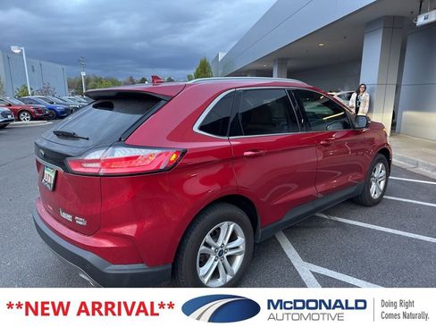Used 2020 Ford Edge SEL w/ Convenience Package AWD/4WD image 3