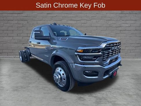 New 2026 RAM 4500 4x4 Crew Cab DRW image 18