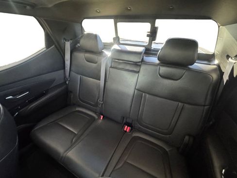 Used 2023 Hyundai Santa Cruz Limited image 15
