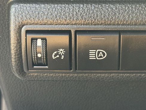 Used 2024 Toyota Corolla LE FWD image 24