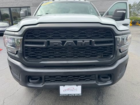 Used 2024 RAM 3500 Tradesman w/ Max Tow Package RWD image 42
