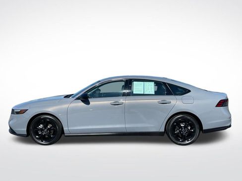 Certified 2025 Honda Accord SE image 2