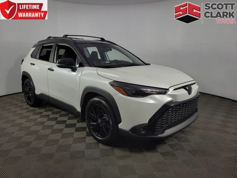 Used 2025 Toyota Corolla Cross AWD Hybrid w/ Moonroof Package image 1