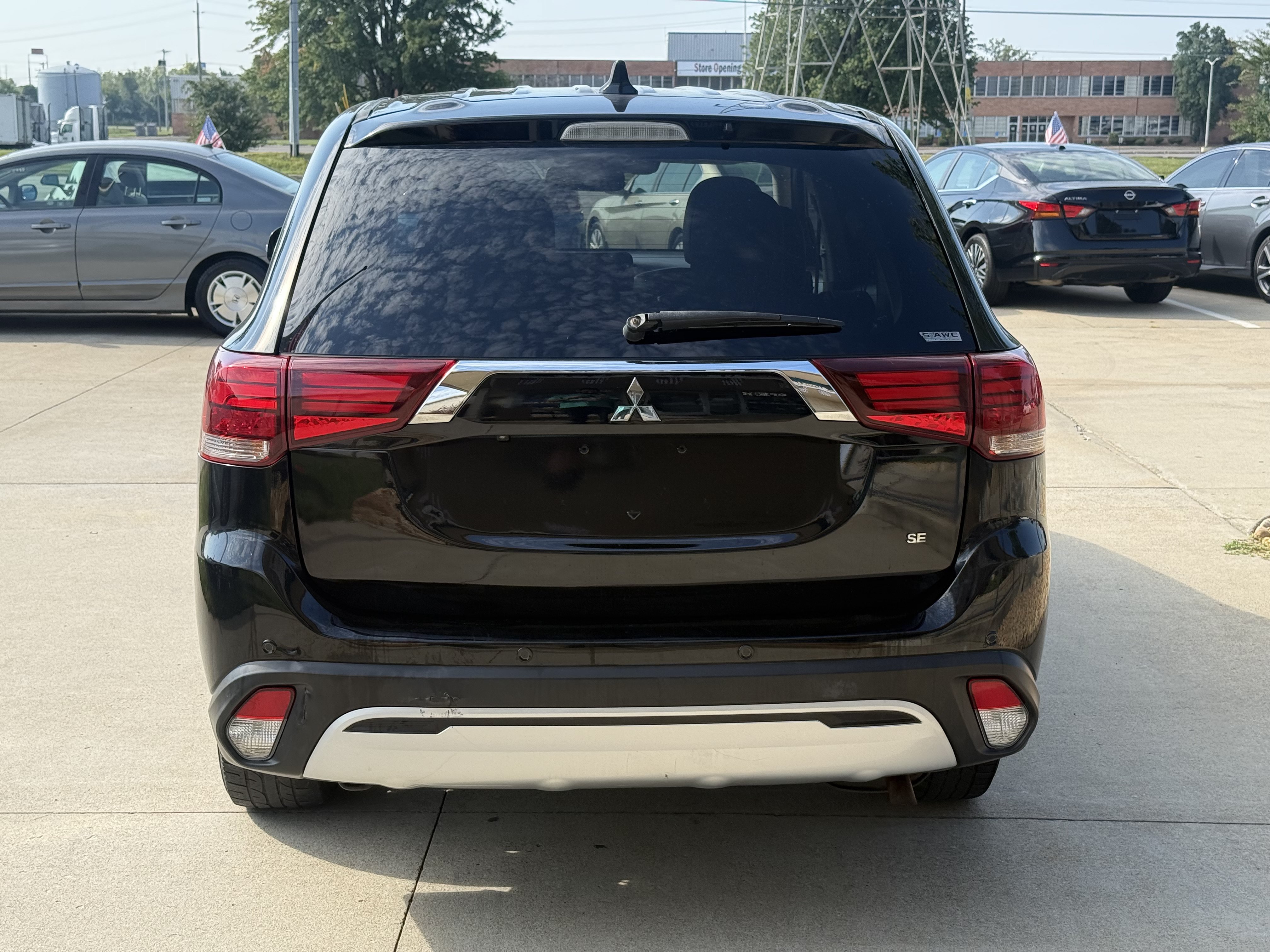 Used 2020 Mitsubishi Outlander SE AWD/4WD image 6