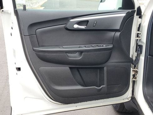 Used 2011 Chevrolet Traverse LT w/ Personal Connectivity Package image 17