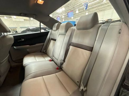 Used 2013 Toyota Camry XLE w/ Leather Pkg FWD image 17